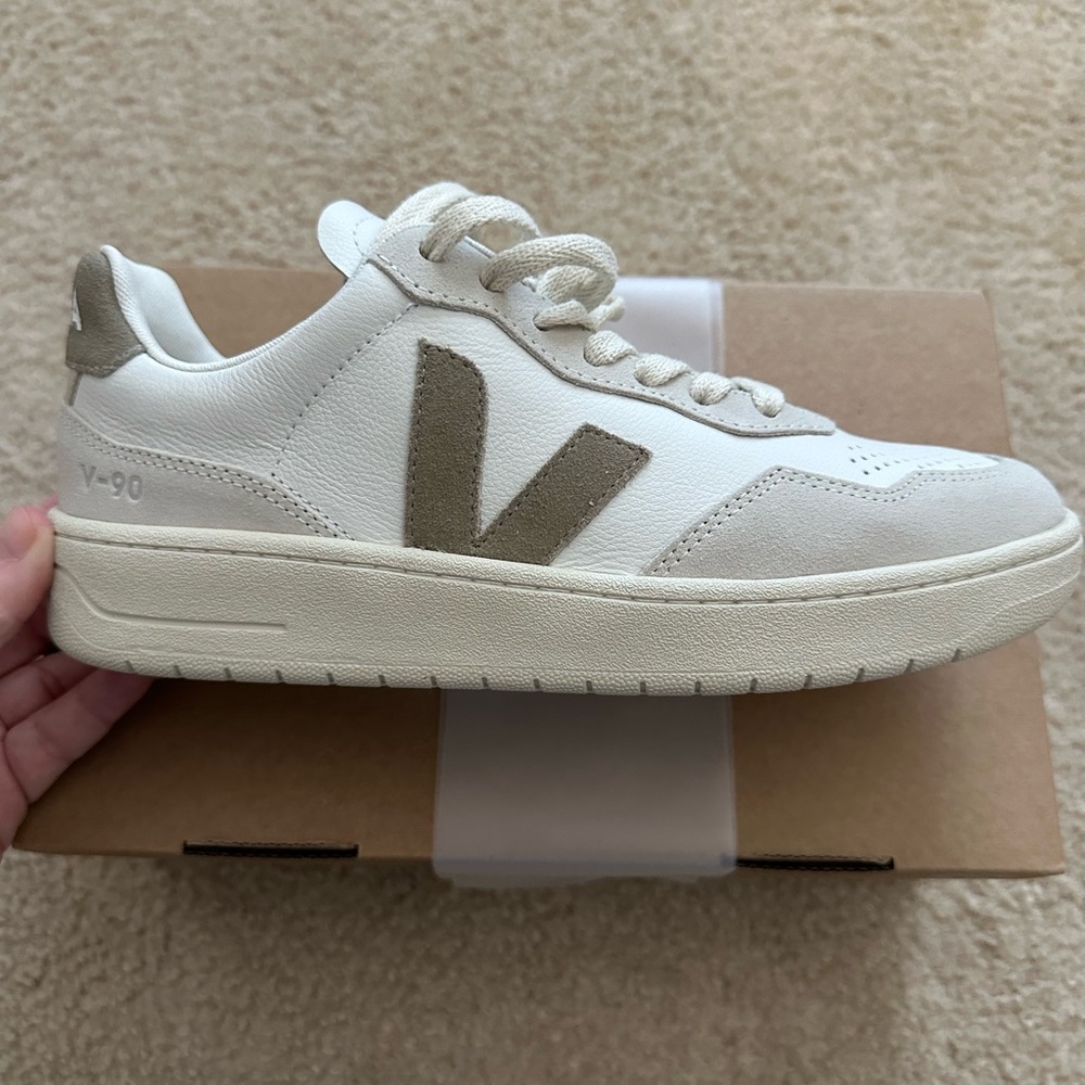 BNIB veja v-90 white and taupe sneakers